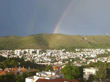 Opis slike