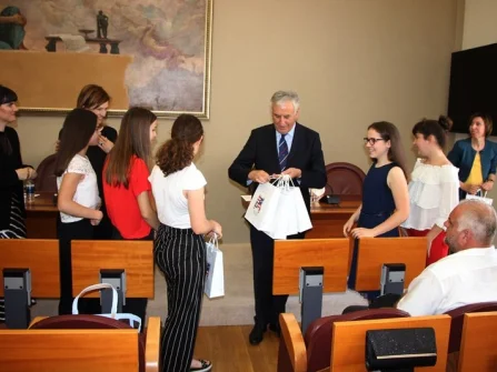 Opis slike