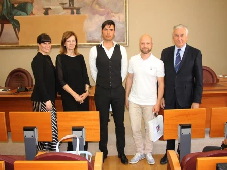 Opis slike