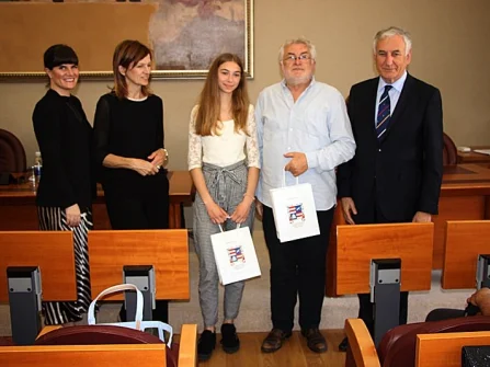 Opis slike