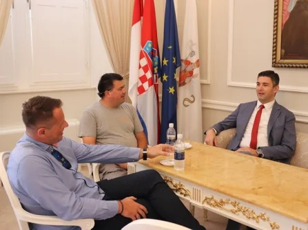 Opis slike