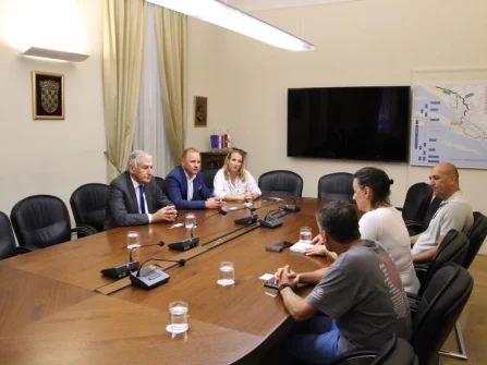 Opis slike