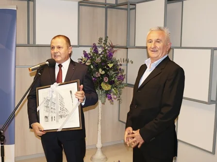 Opis slike