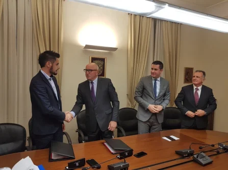 Opis slike