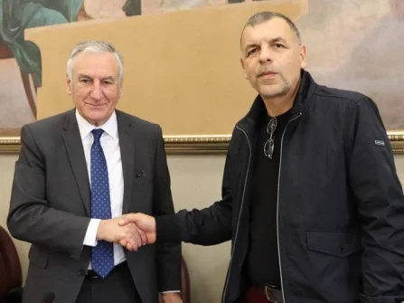 Opis slike