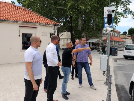 Opis slike