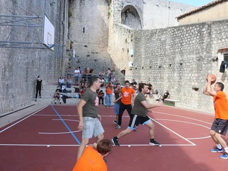 Opis slike