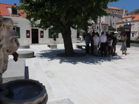 Opis slike
