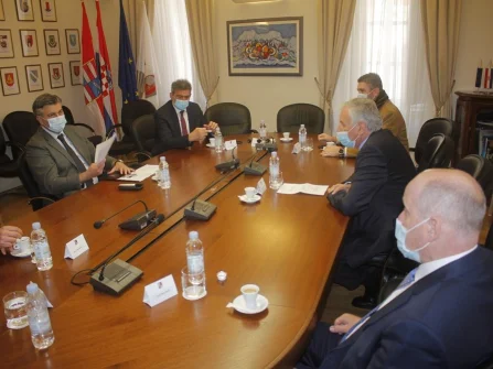 Opis slike