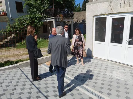Opis slike