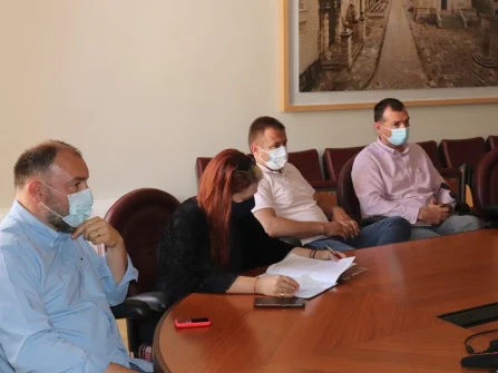 Opis slike