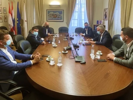 Opis slike