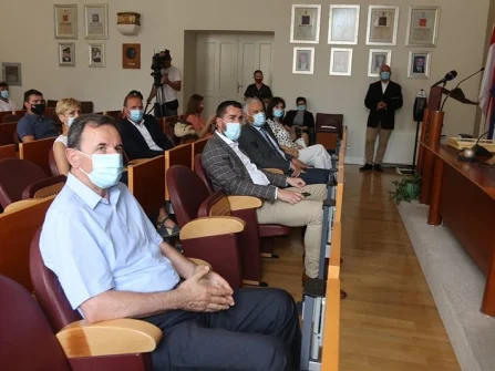 Opis slike