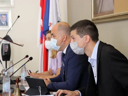 Opis slike