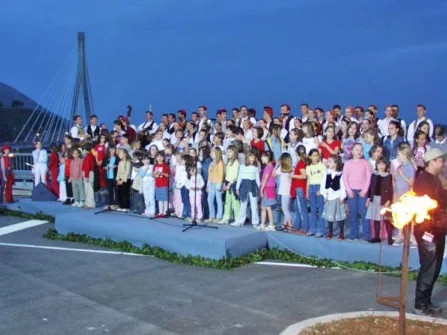 Opis slike