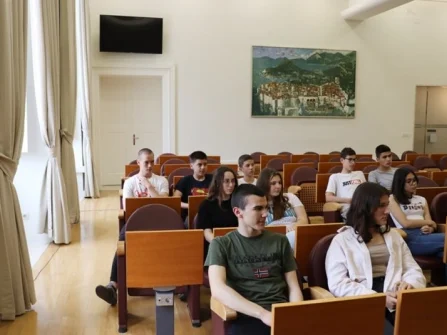 Opis slike