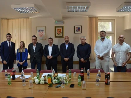 Opis slike