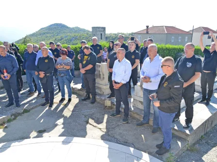 Opis slike