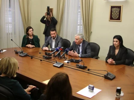 Opis slike