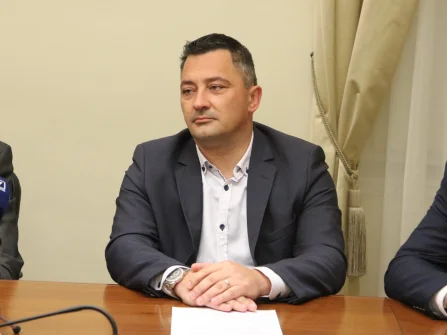 Opis slike