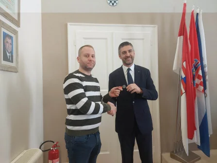 Opis slike