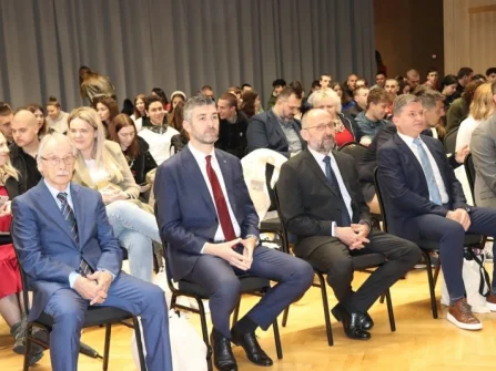 Opis slike