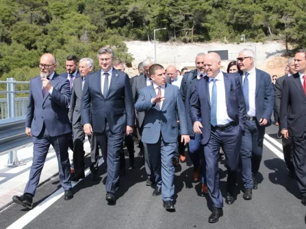 Opis slike