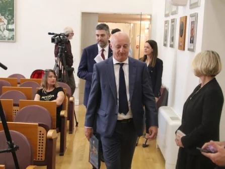 Opis slike