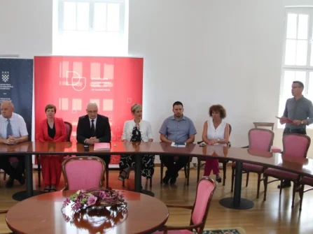 Opis slike