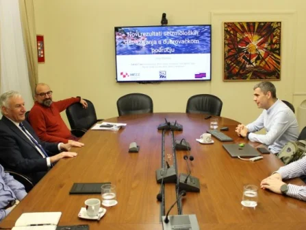 Opis slike