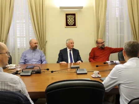 Opis slike