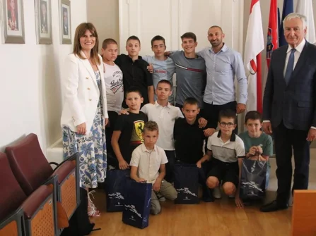 Opis slike