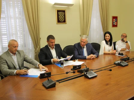 Opis slike