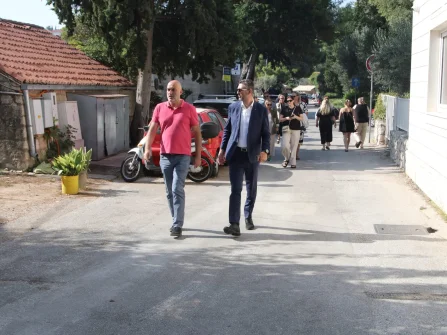 Opis slike