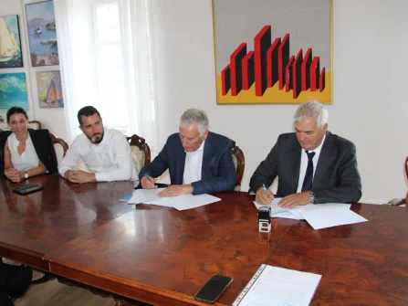 Opis slike