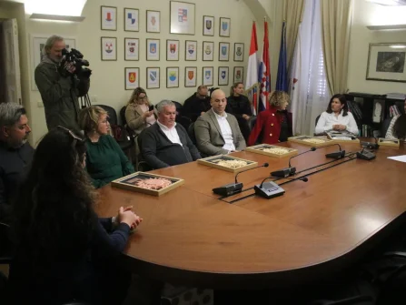 Opis slike