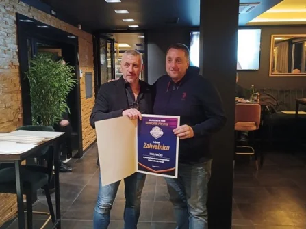 Opis slike