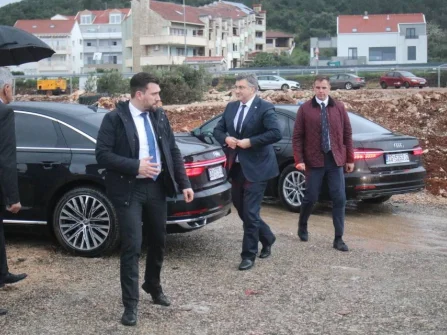 Opis slike