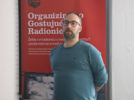 Opis slike