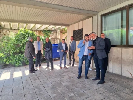 Opis slike