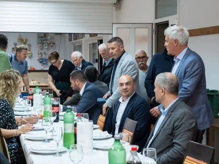 Opis slike