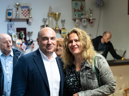 Opis slike
