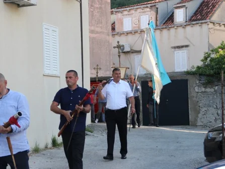Opis slike