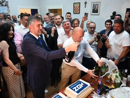 Opis slike