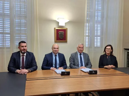 Opis slike