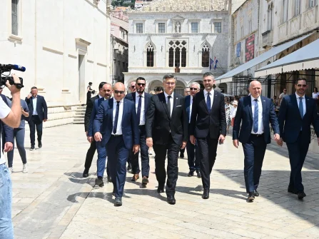 Opis slike
