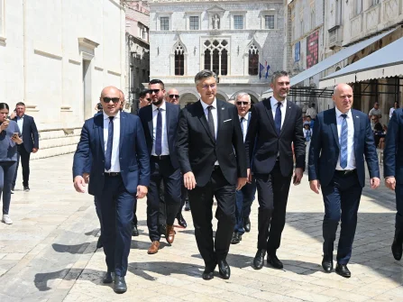 Opis slike