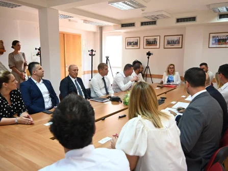 Opis slike