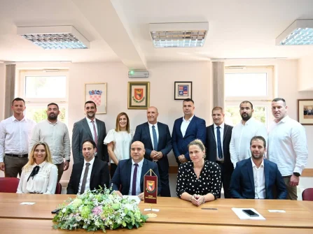 Opis slike