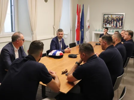 Opis slike
